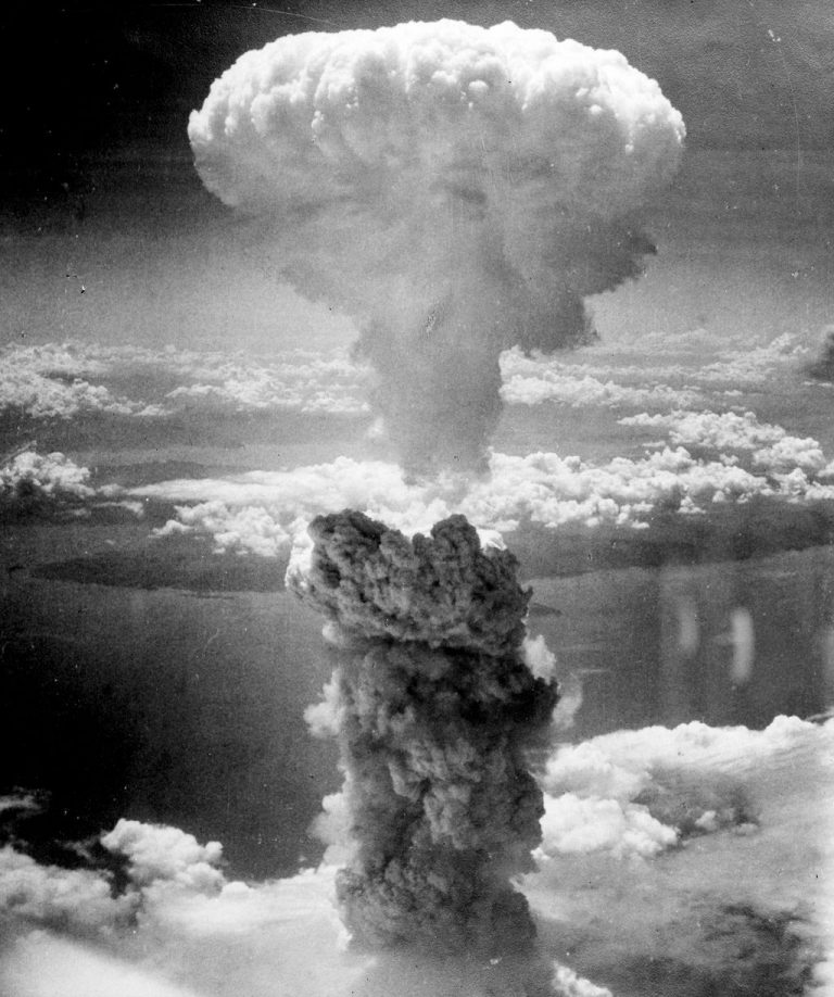 広島へ原爆投下70年　1945年8月6日　午前8時15分