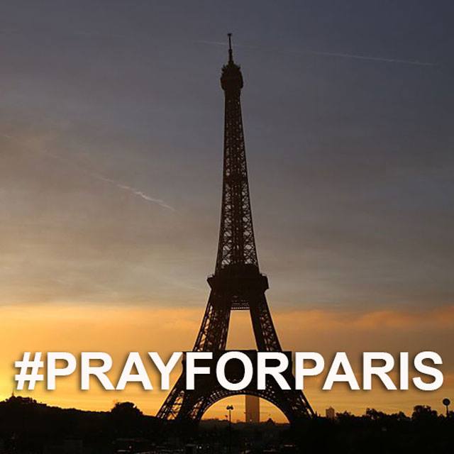 pray-for-paris-dark
