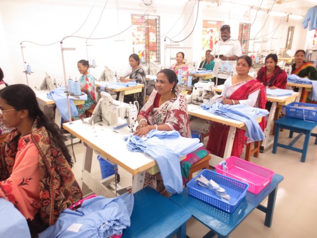 バングラデシュ　世界の縫製工場